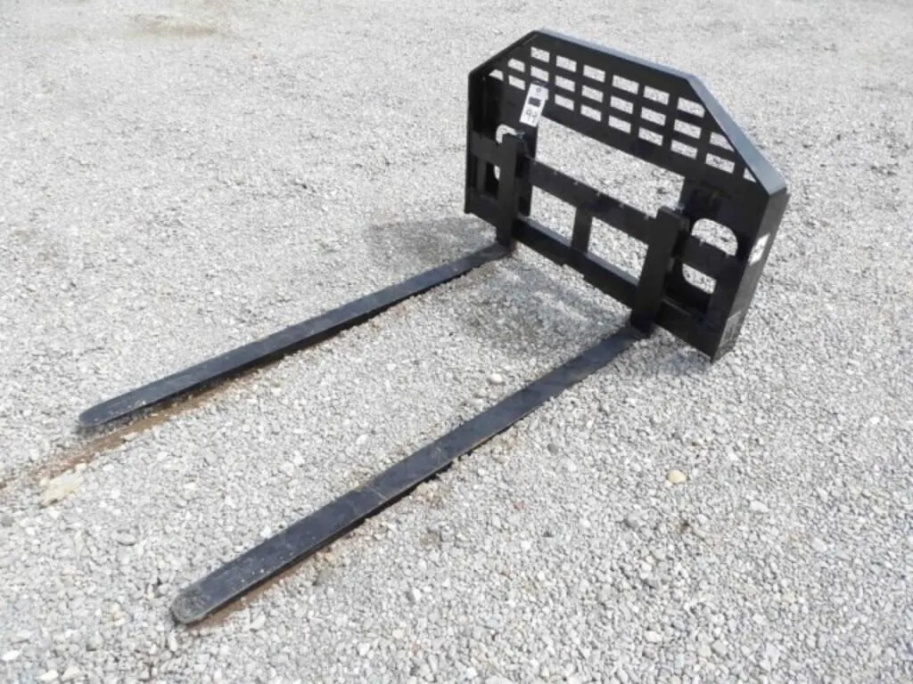 Adjustable 5' Pallet Forks