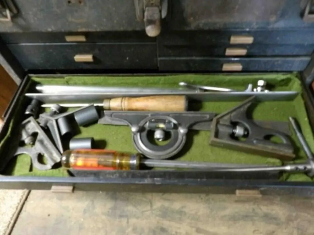 Metal Tool Box, Contents