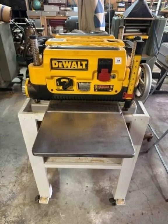 DeWalt 13� Planer
