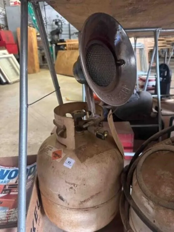 Propane Tank w/Heater