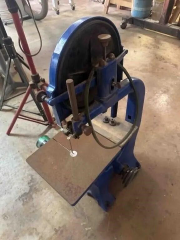 Craftsman Vertical Bandsaw
