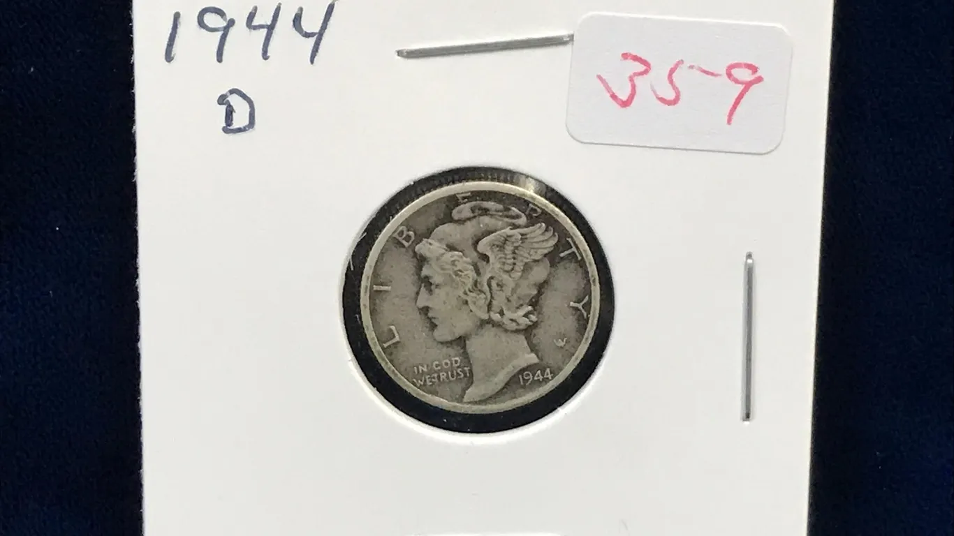 1944 D USA Silver 10 Cent Piece
