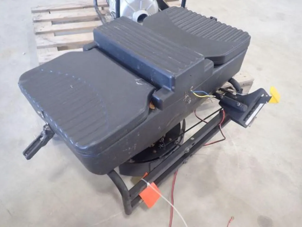 Bolt On Salt Spreader