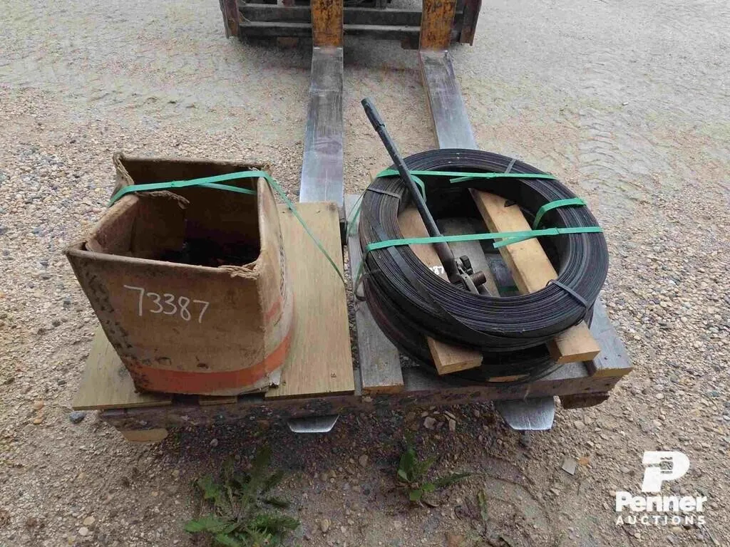 2 Rolls of Banding & 4 Banding Tools