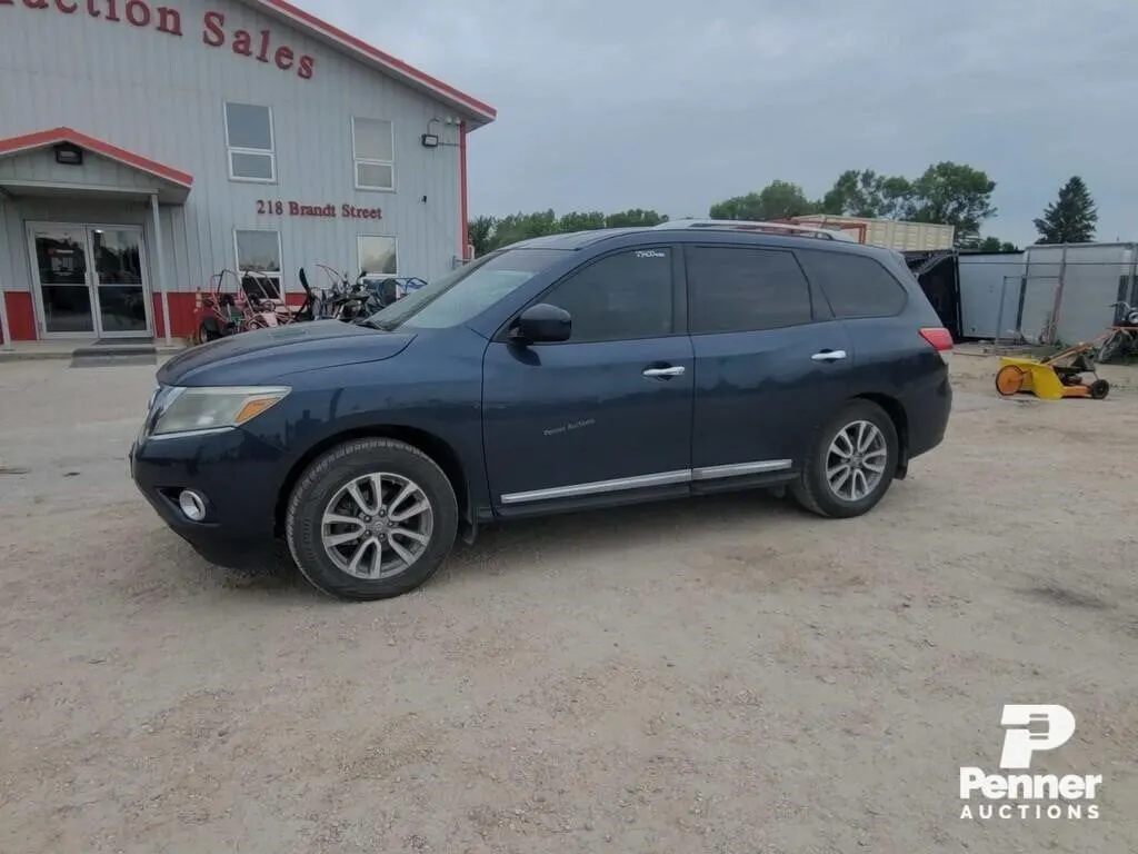 2014 Nissan Pathfinder SUV AWD V6, 3.5