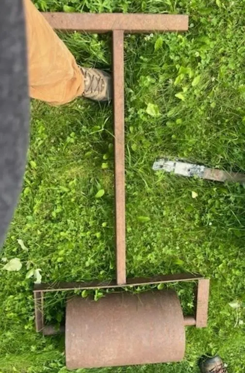18" Lawn roller