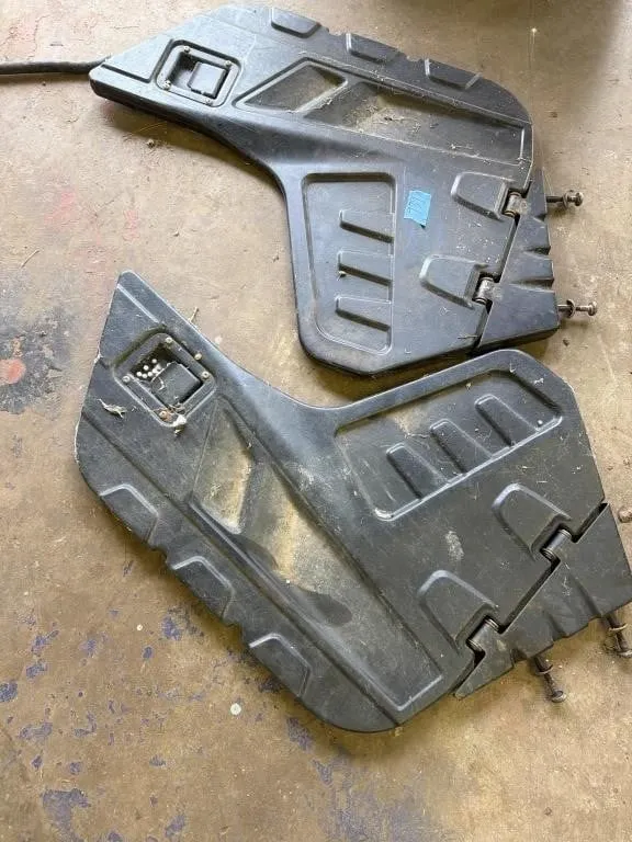 I think these are doors for a side by side