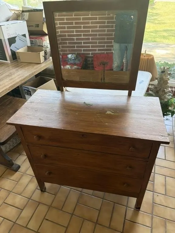 Wooden dresser set