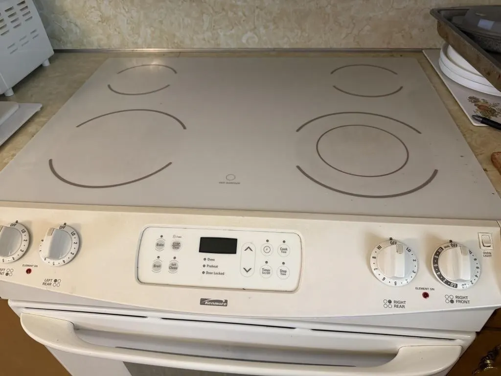 Kenmore flattop oven owner states works as shoul