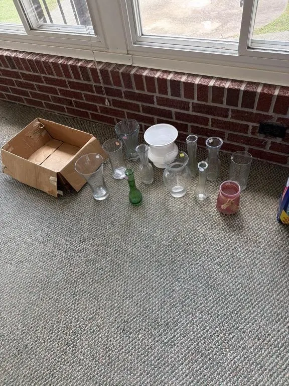 Box of vases