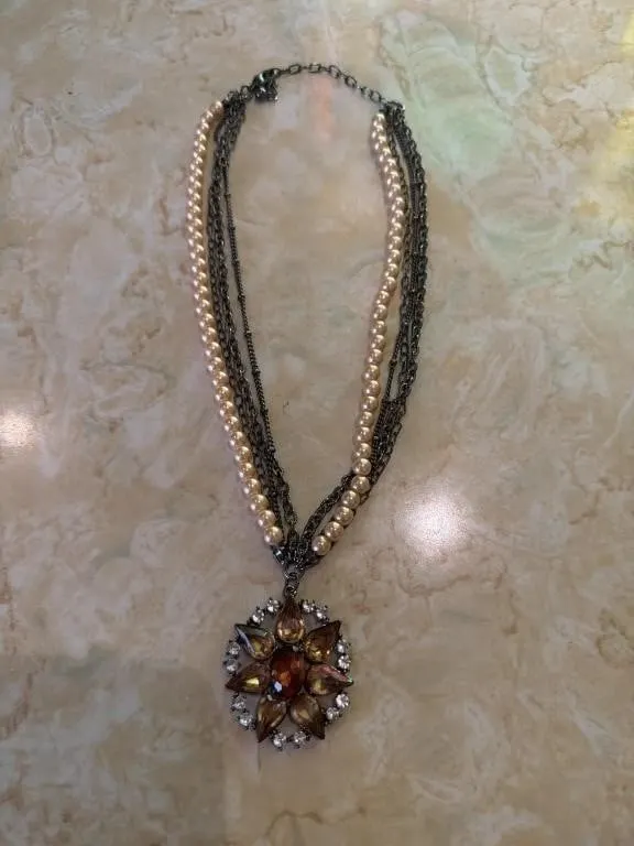 Vintage costume, jewelry necklace