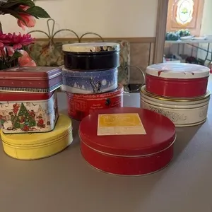 Tin cookie lot