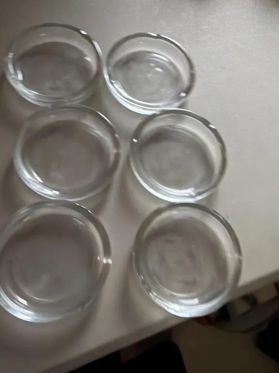 6 Round glass coaster or candle holders
