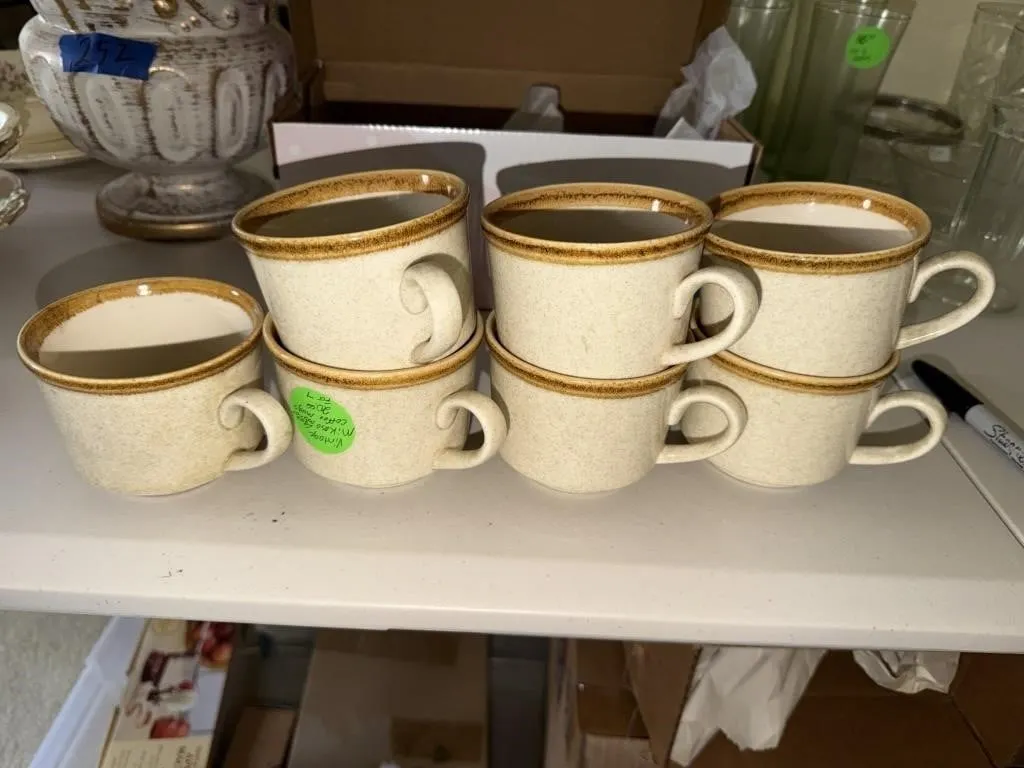 Set a seven vintage coffee cups