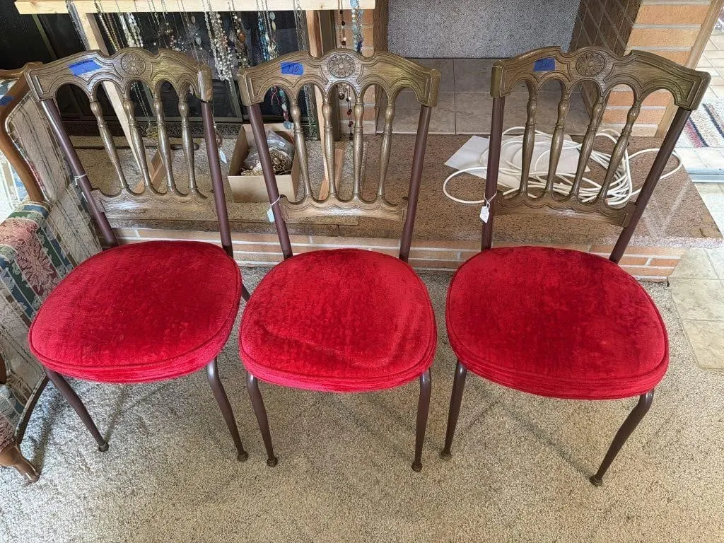 Set of three chairs