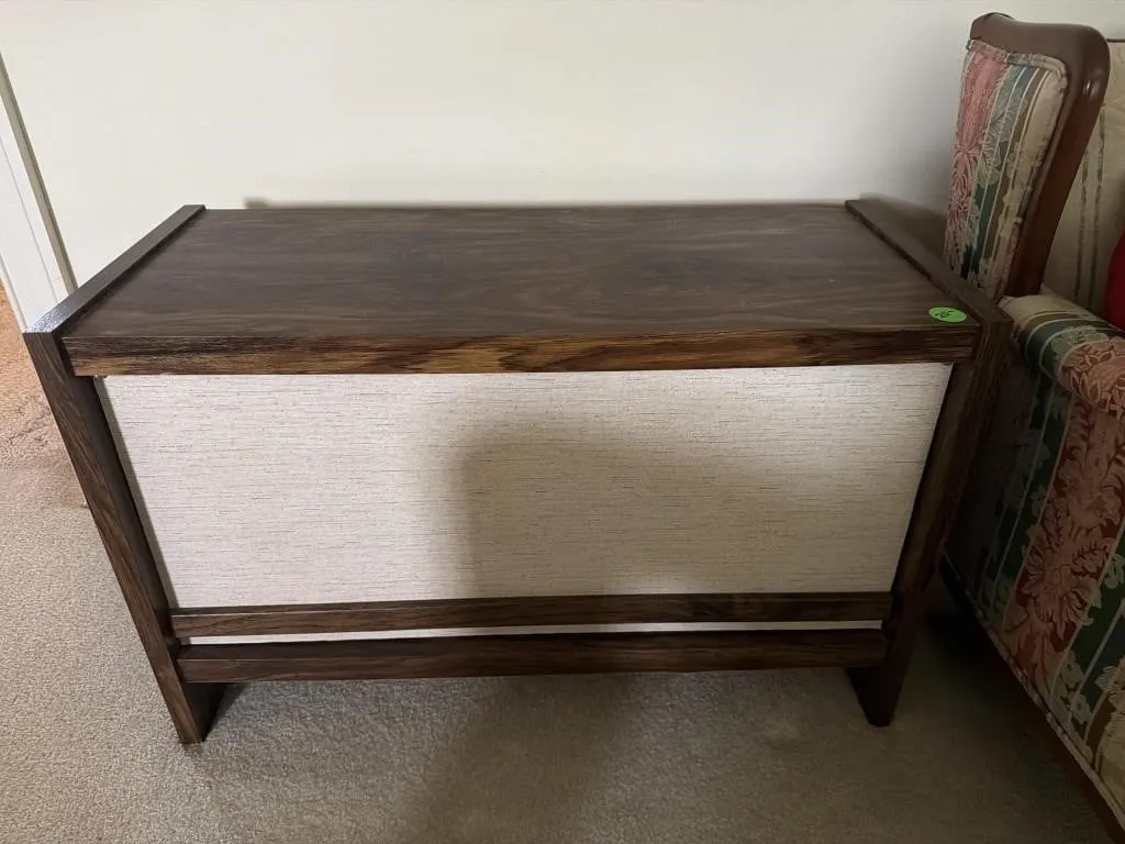 Hiding book bookshelf