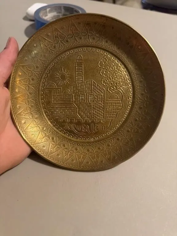 Bronze plate