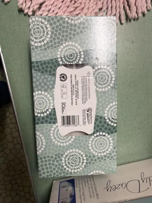 This lot has 4 items see pictures