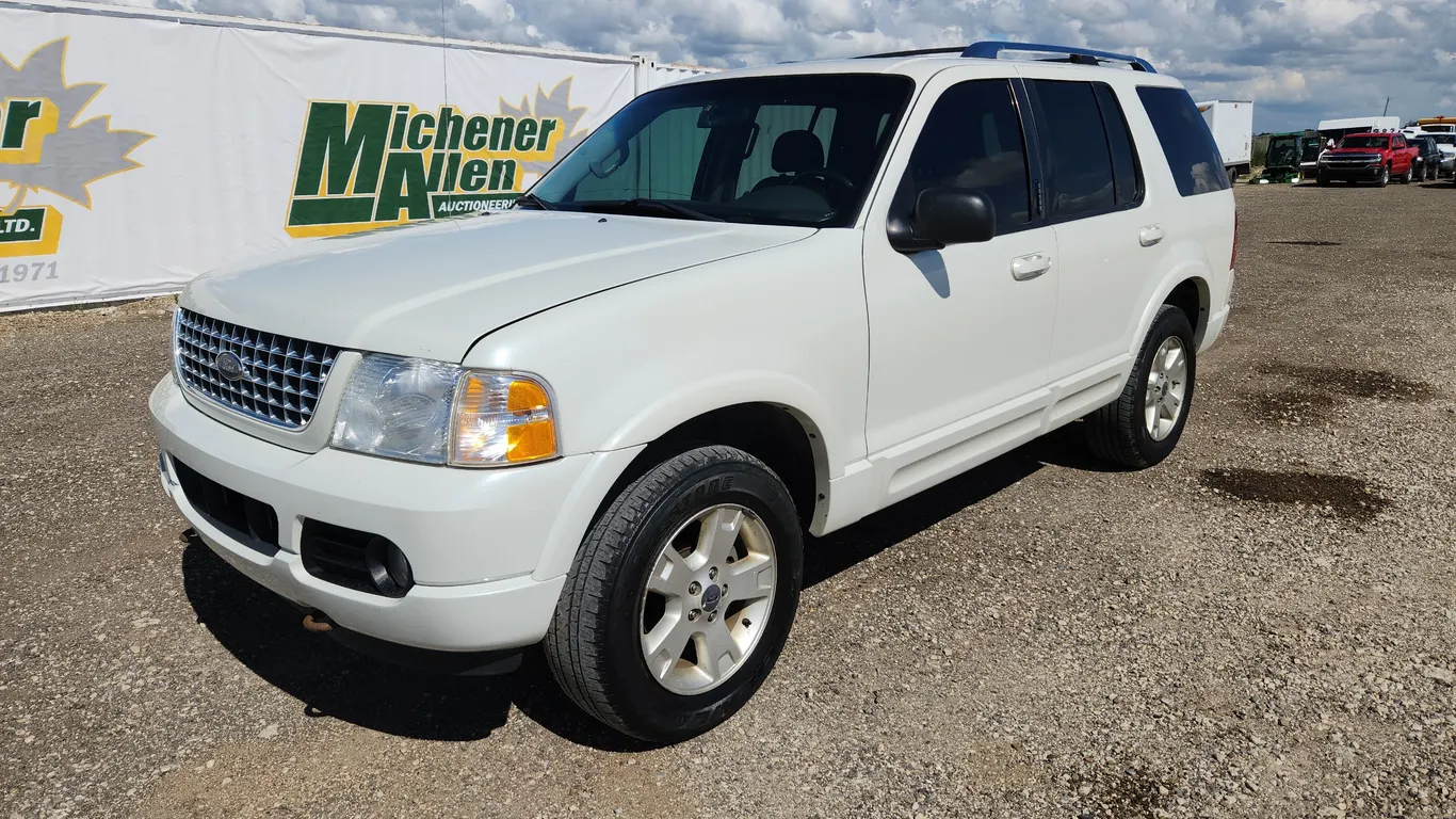 2003 Ford Explorer Limited Advance Trac