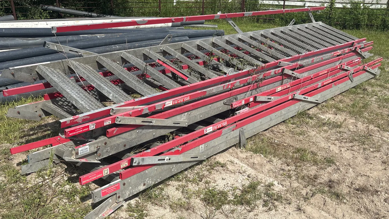 QTY OF (4) 20 STEP SCAFFOLDING LADDERS