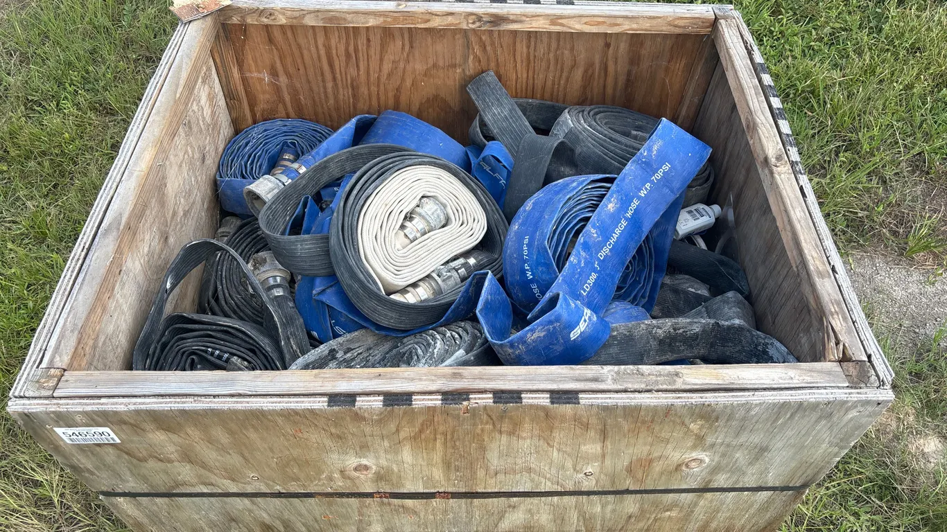 QTY OF MISC SIZE DISCHARGE HOSE