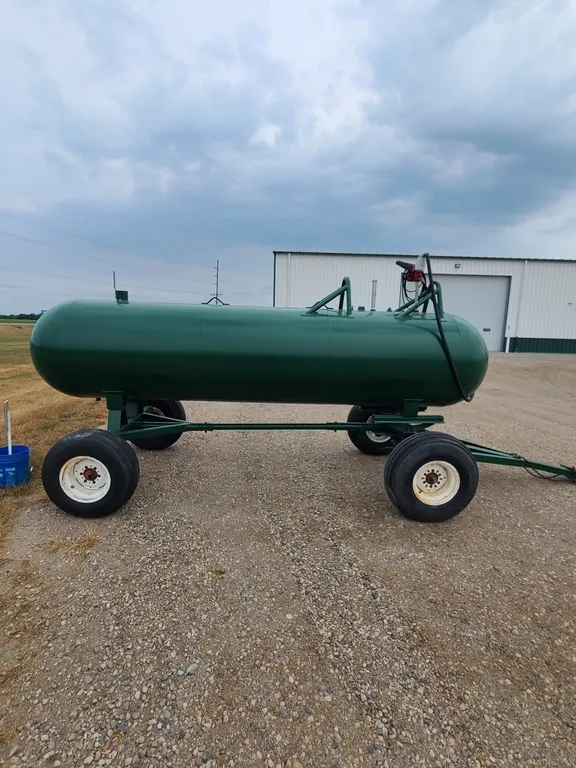 1000 gallon anhydrous tank converted to fuel