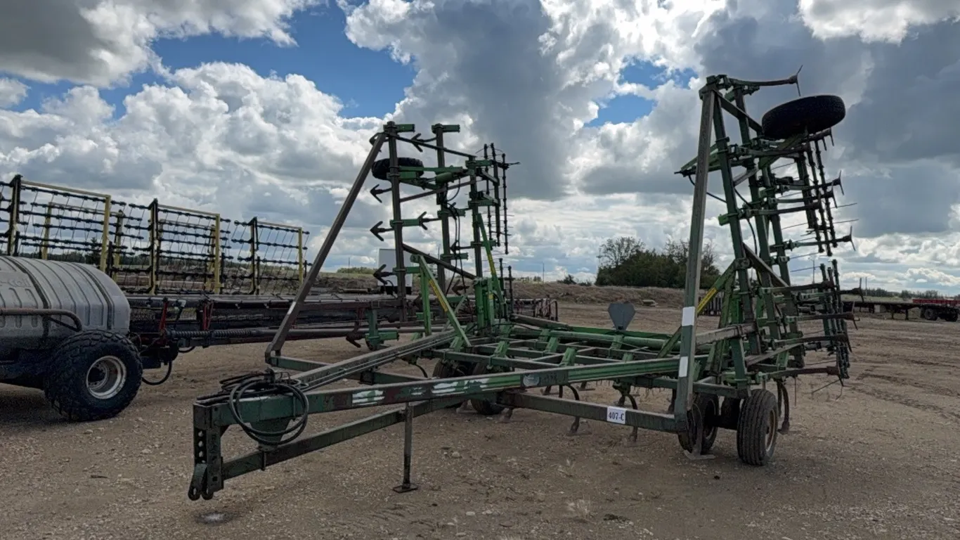 CCIL 279 32' CULTIVATOR - s/n N/A