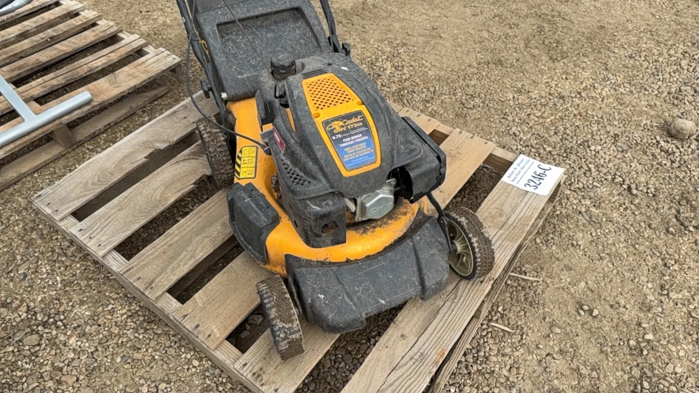 CUBCADET OHV 173 CC PUSHMOWER W/ BAGGER