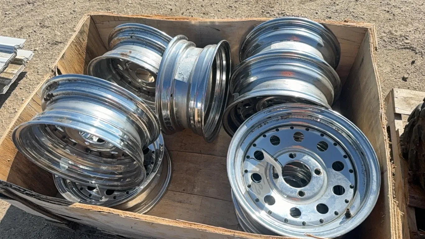 ID 4823 (8) Chrome Rims New