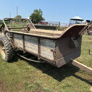 John Deere Model L Manure Spreader