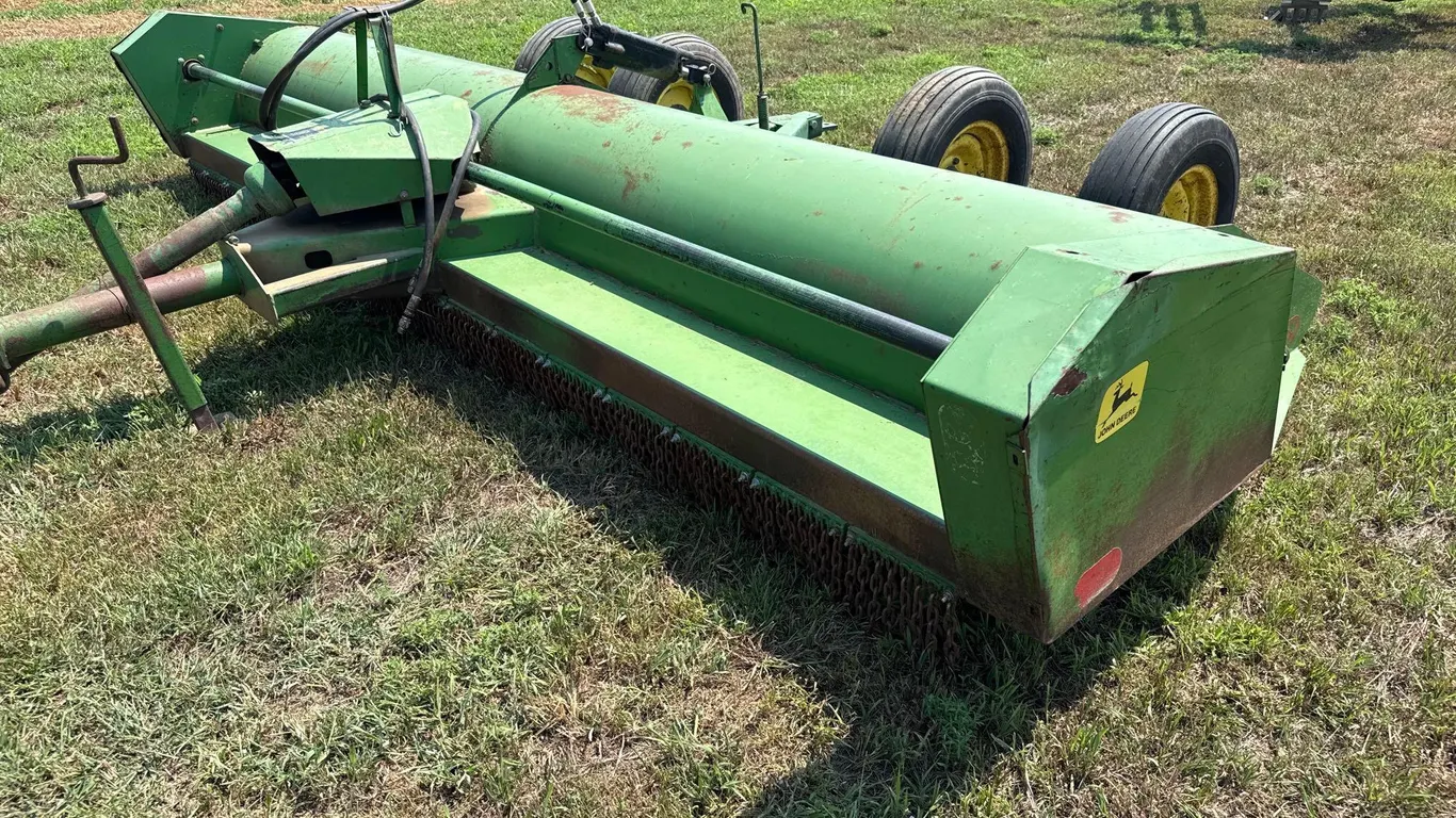 John Deere 27 14ft Stalk chopper