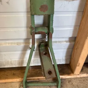 2 cylinder plow mount