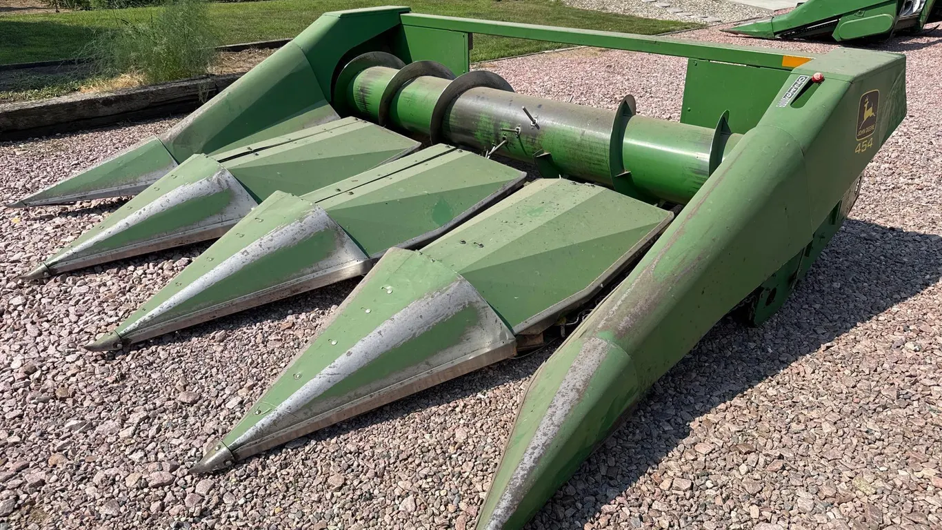 John Deere 454 4row36 Corn Head