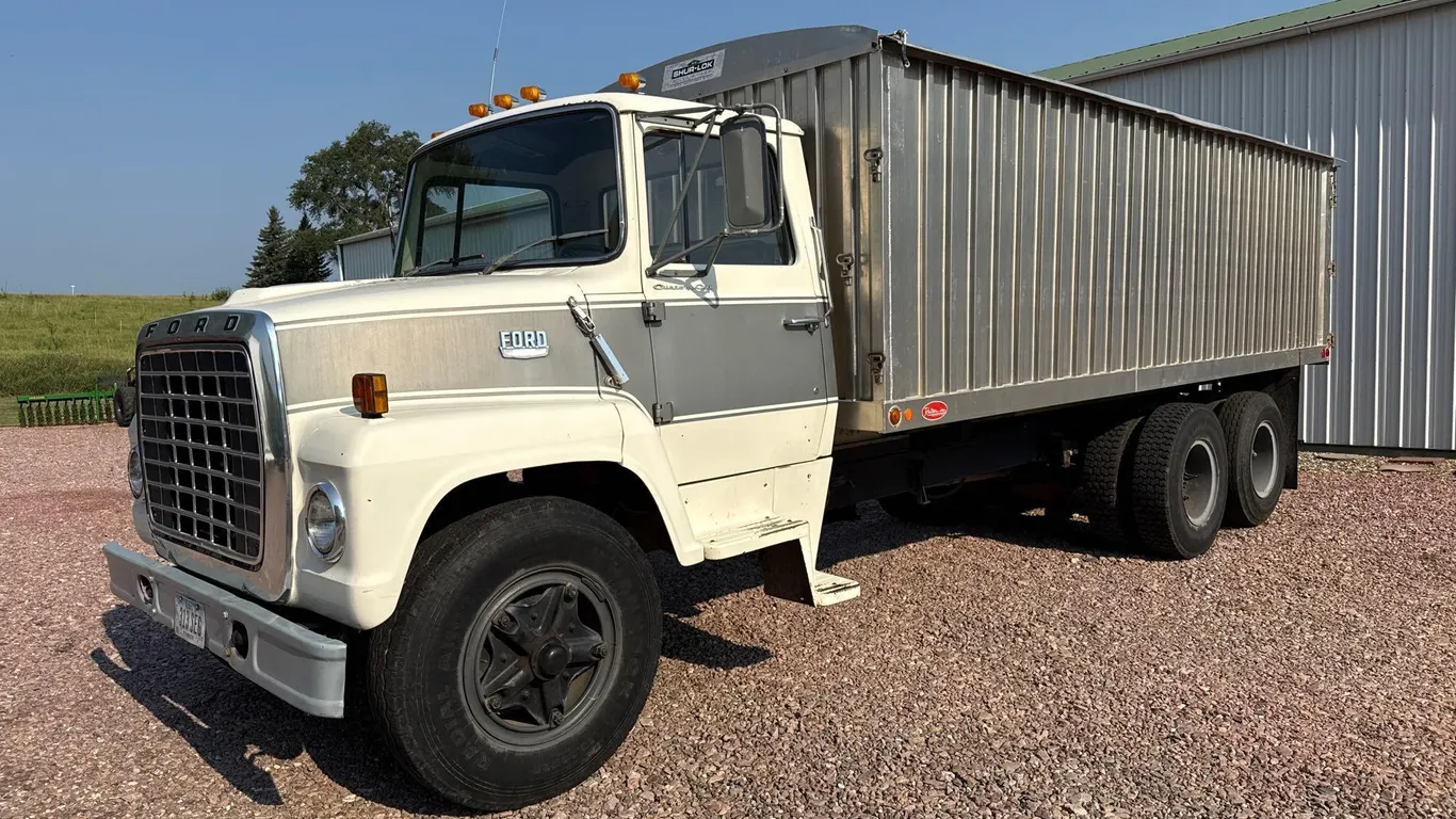 1979 Ford F700 Straight Truck