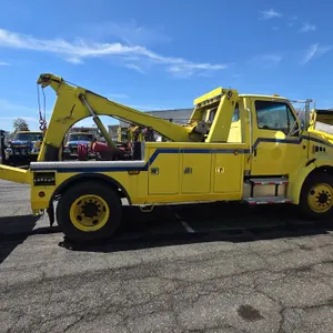 (25-10-0371-V) 2004 Sterling Acterra Wrecker