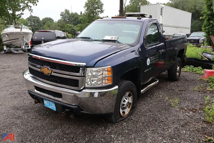 2013 Chevrolet Silverado 2500HD Pickup Truck