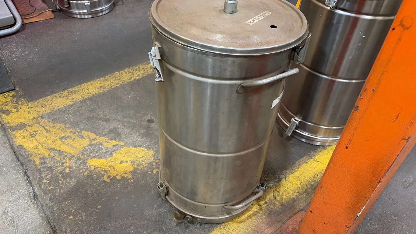 Wagner Powder Coating Container