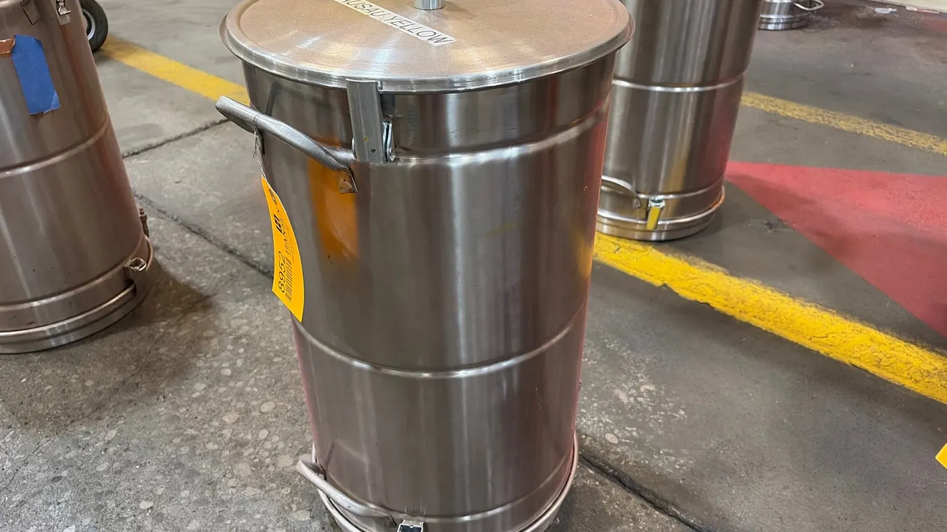 Wagner Powder Coating Container
