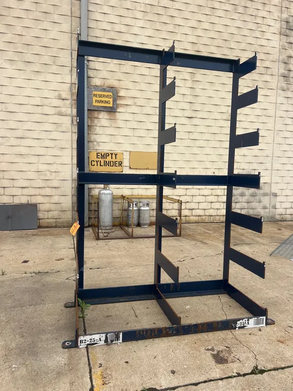 Single Sided Heavy Duty Cantilever Storage Rack