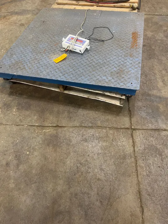 Uline Digital Floor Scale