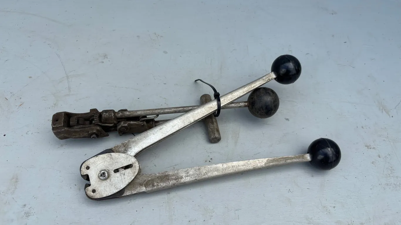 Banding Tools