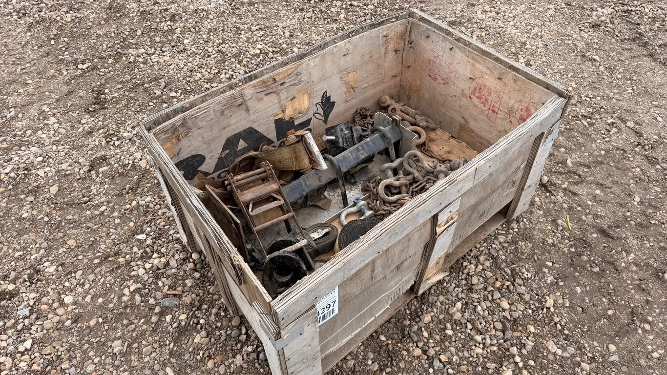 Tire Chains w/ Truck Mount