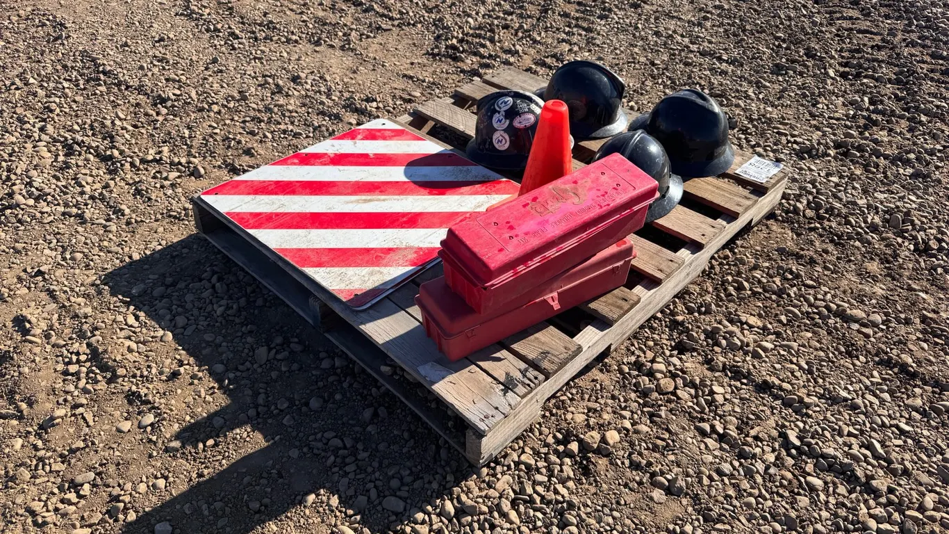 (2) Road Side Emergency Kits