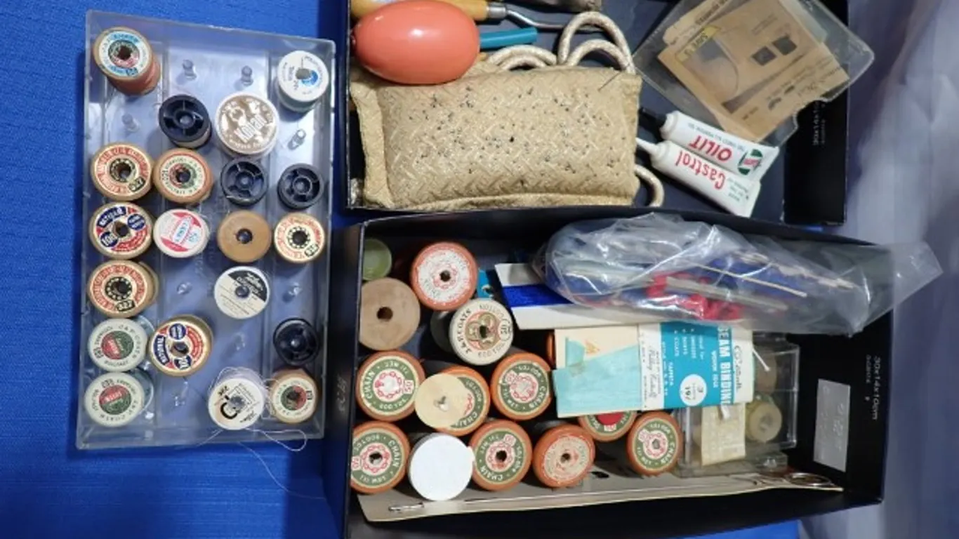 Furrier's Thread and Egg