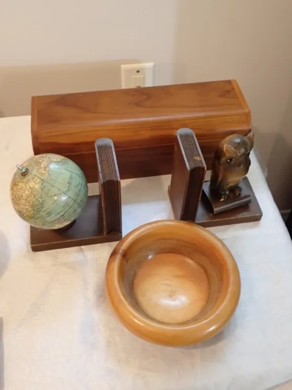 Bookends and Box