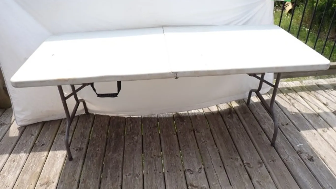 Heavy Duty Folding Table