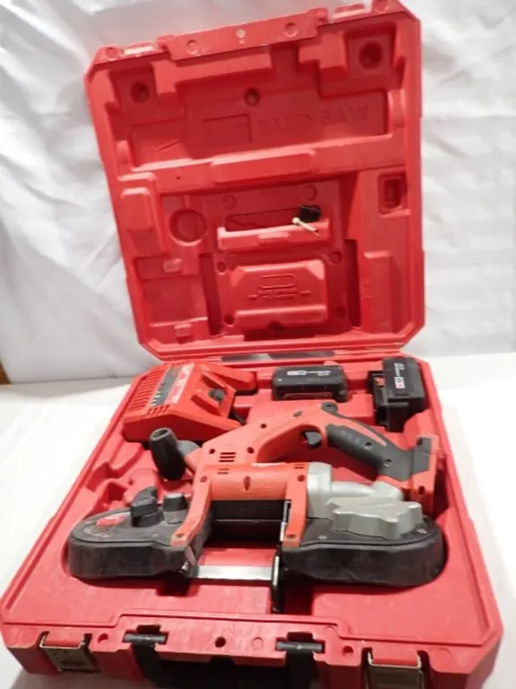 Milwaukee M18 18V Cordless Portable Band Saw