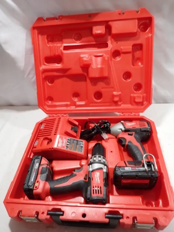 Milwaukee M12/M18 Multi-Voltage Charger & Battery Kit – New in Box