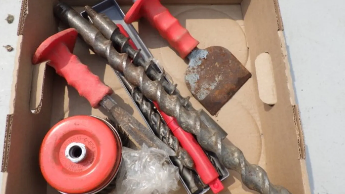 Auger Bits and Brush Cup