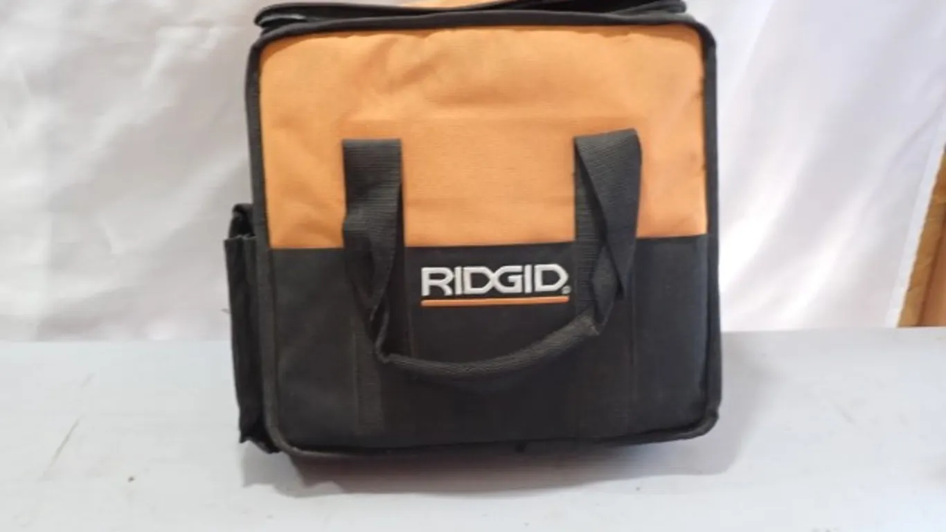 RIDGID R213BNA 18-Gauge Brad Nailer